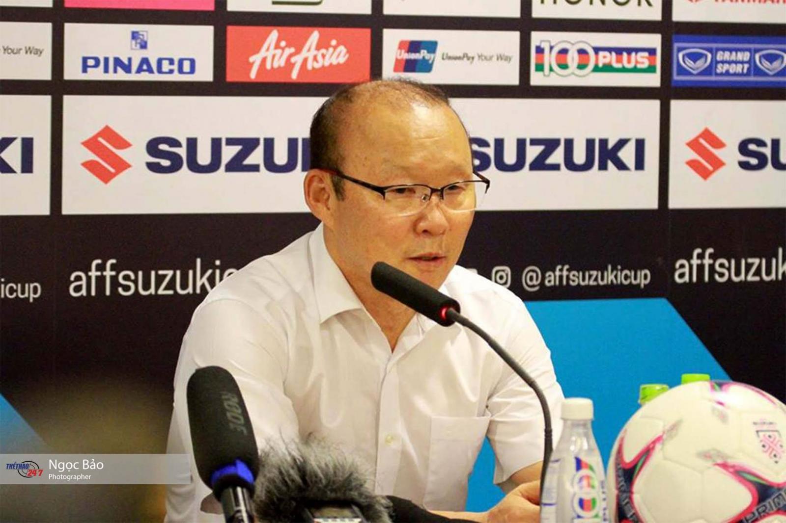 HLV Park Hang-seo tự hào về màn trình diễn của các học trò. Ảnh: Ngọc Bảo Việt Nam 2-1 Philippines, ket qua Việt Nam 2-1 Philippines, ti so Việt Nam 2-1 Philippines, ban ket aff cup, chung ket aff cup, viet nam vao chung ket